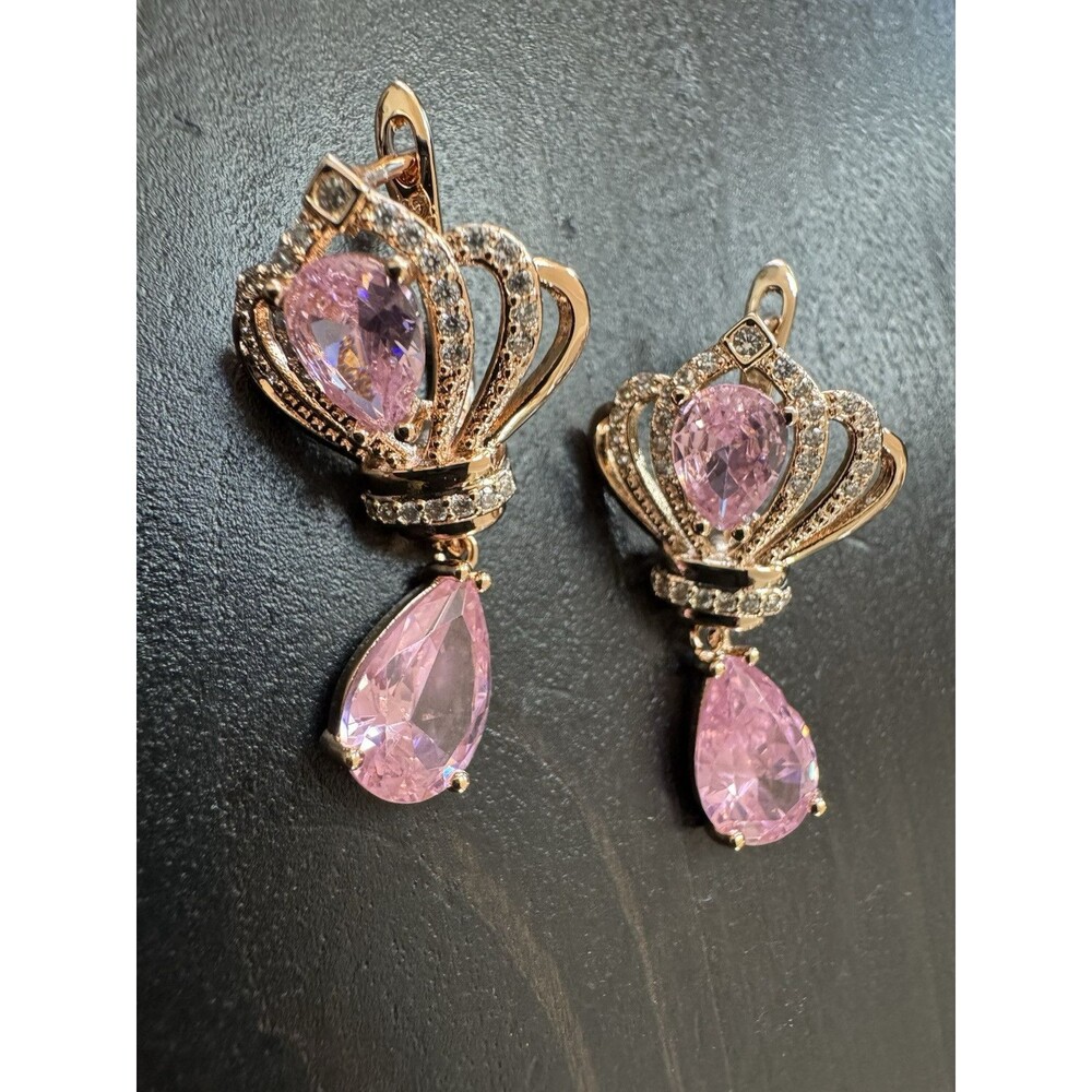 585 14K RG Hallmarked Rolled Gold Pink Princess Crown Sparkle Dangle Earrings